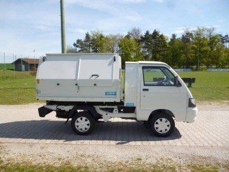 Müllaufbau mit Hochentleerung und Kabinenverlängerung