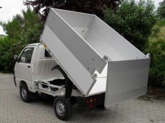 Bordwanderhöhung mit großer Heckklappe