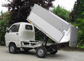 Bordwanderhöhung mit großer Heckklappe