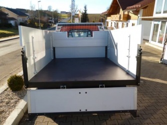 Bordwanderhöhung mit Holzboden und Sichtfenster