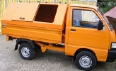 Müllaufbau Container lang mit Schiebeklappen