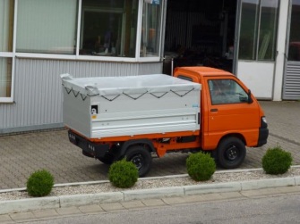 Plane für Bordwanderhöhung mit einteiliger Heckklappe