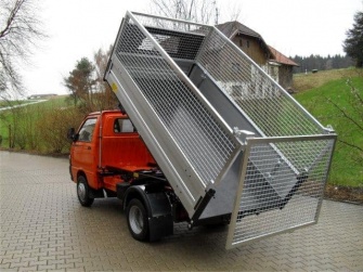 Grasfanggitter mit einteiliger Heckklappe