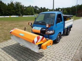 Kehrmaschinefür Piaggio Porter