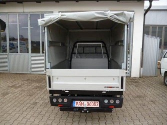 Planenaufbau für Piaggio Porter