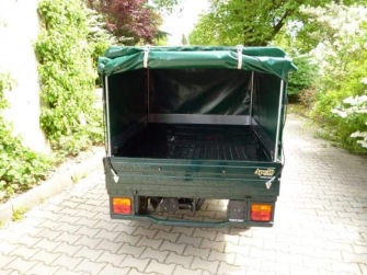 APE 50 mit abnehmbaren Planenaufbau