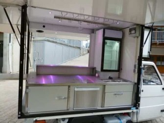 APE 50 mit Saftbar