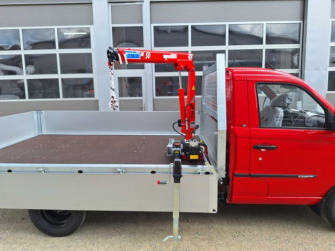 Piaggio-Porter-NP6-mit-kleinen-Kran-6