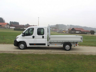 Opel-Movano-1