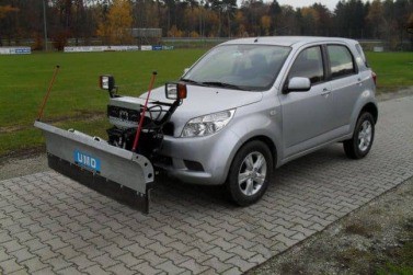 Daihatsu Terios mit Schneepflug